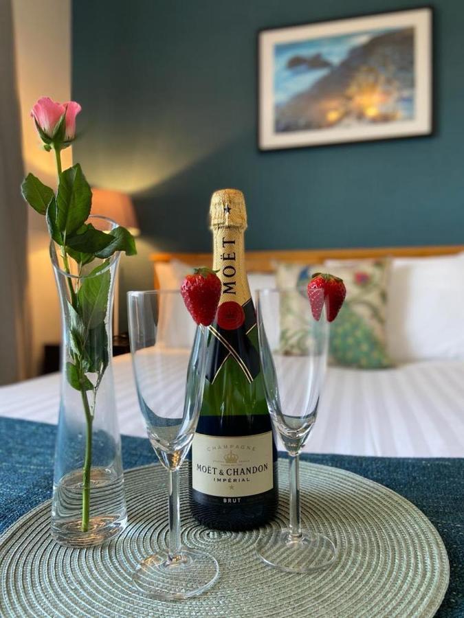 Parker House & Golf * Portrush